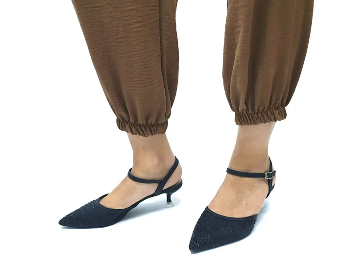 נעלי עקב לנשים - דגם לורין-מגפי נשים